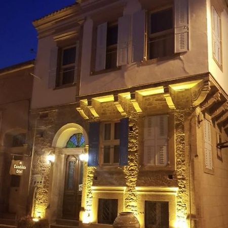 Cundada Hotel Ayvalik Exterior photo