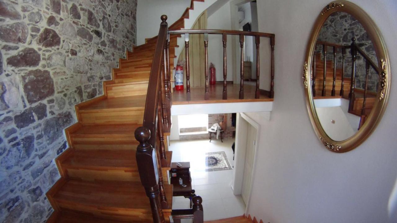Cundada Hotel Ayvalik Exterior photo