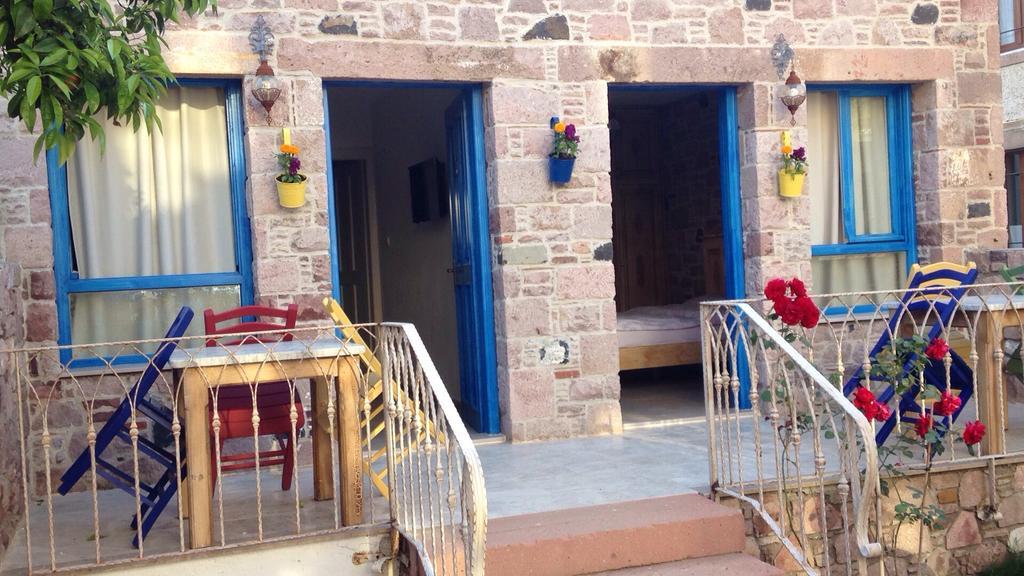 Cundada Hotel Ayvalik Exterior photo